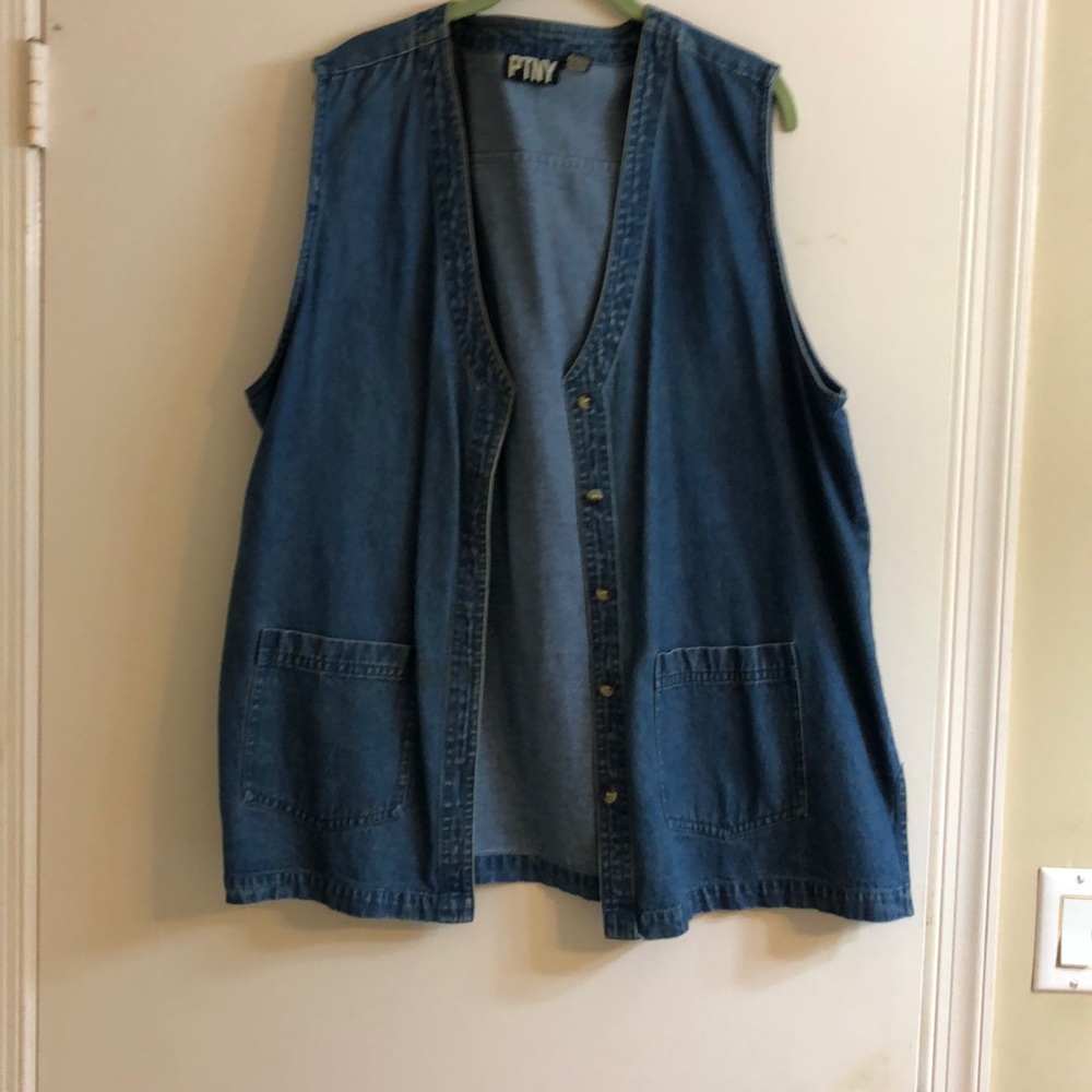Plus size denim vest